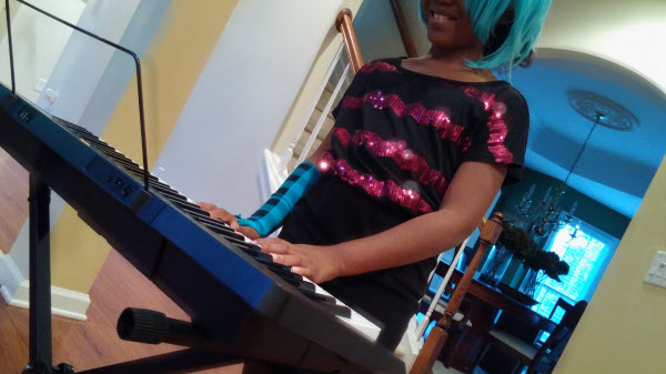 JemTheMovie_Halloween Costume